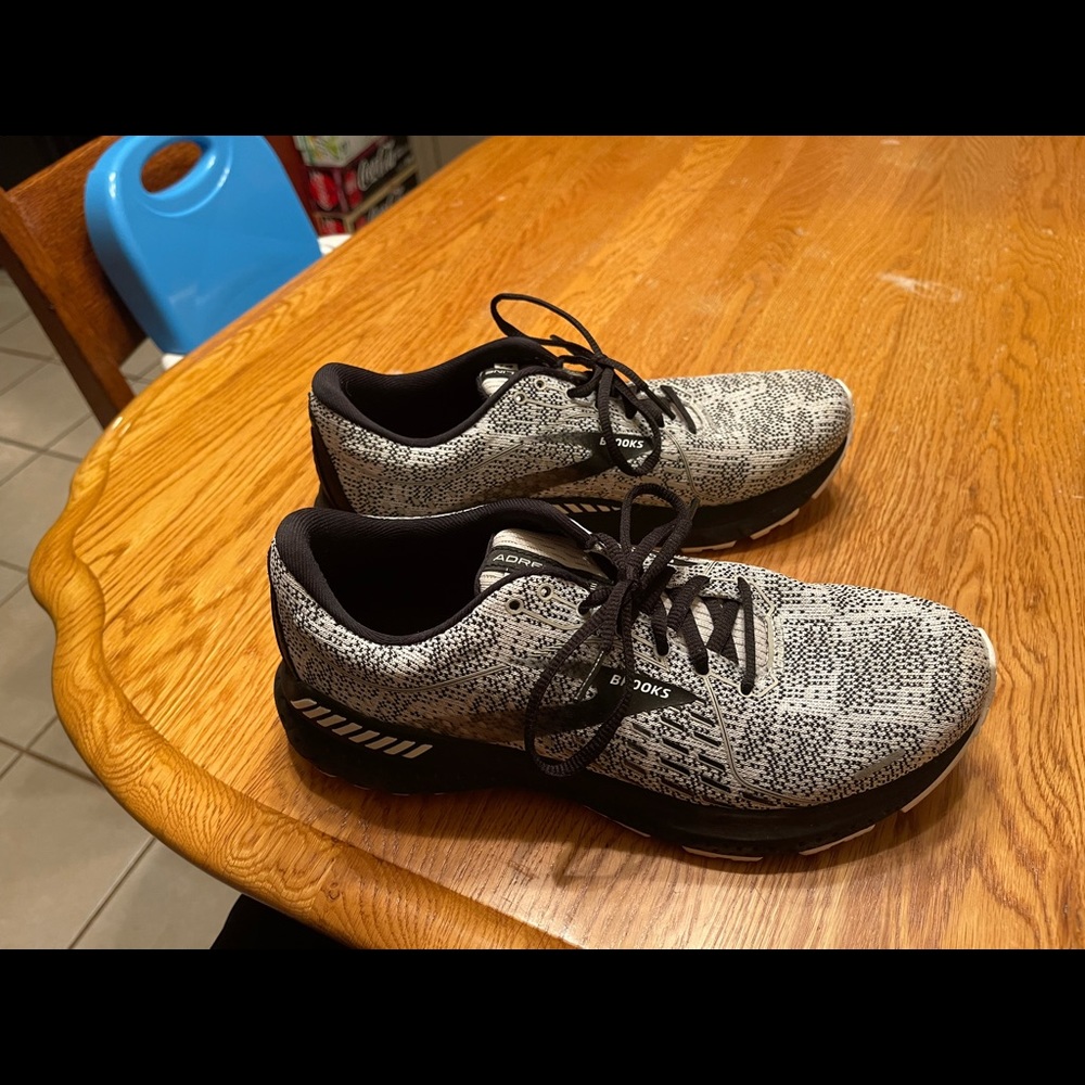 Women’s  Brooks running shoes worn twice.